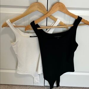 Bundle of banana republic sleeveless bodysuits sz XS EUC